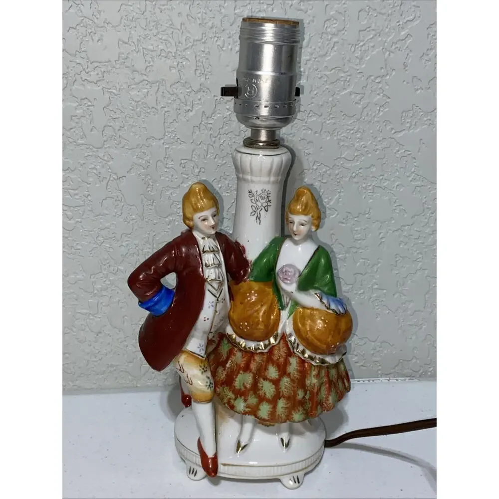 VTG Set Of 2 Made In Occupied Japan Porcelain Lamps Figurines Couples Work READ‎